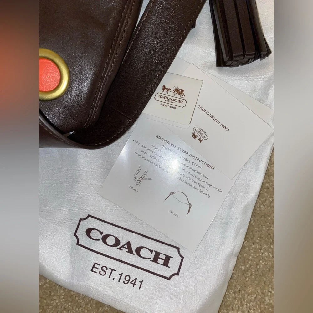 COACH shoulder bag brown - New with tags and only used once. - Picture 9 of 10